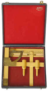 craniometer, Paul Broca, Mathieu, case open.jpg (50873 bytes)