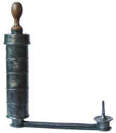 enema_all_pewter_sit-down_Clerveaux.jpg (43888 bytes)
