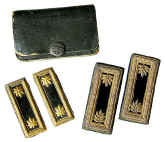 insignia, Carpenter wallet, out.jpg (131399 bytes)