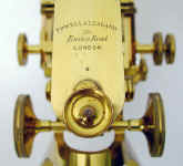 microscope_Powell__Lealand_No_2_1876_name.jpg (119173 bytes)