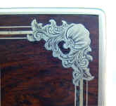 surgical set, Snowden, Cohn, ivory, case corner detail.jpg (84025 bytes)